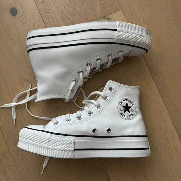 CONVERSE CHUCK TAYLOR ALL STAR PLATFORM LEATHER HIGH-TOP SNEAKERS - Picture 3 of 7